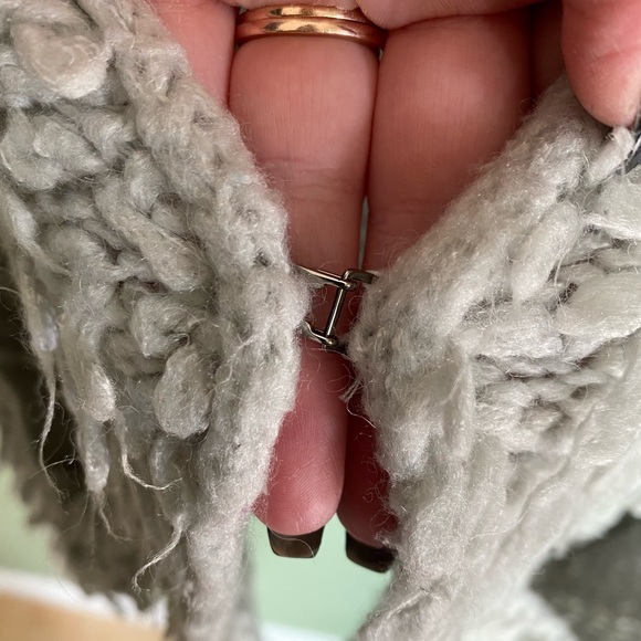 LAP  Textured Cardigan - Picture 3 of 4